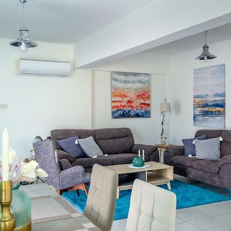 Appartamento The Coral Penthouse Larnaca Esterno foto