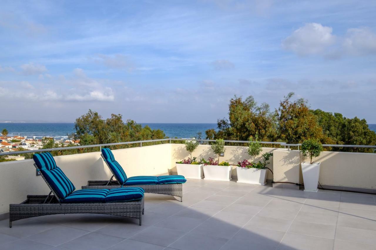 Appartamento The Coral Penthouse Larnaca Esterno foto
