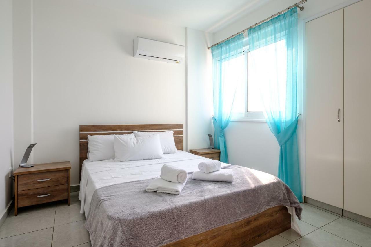 Appartamento The Coral Penthouse Larnaca Esterno foto